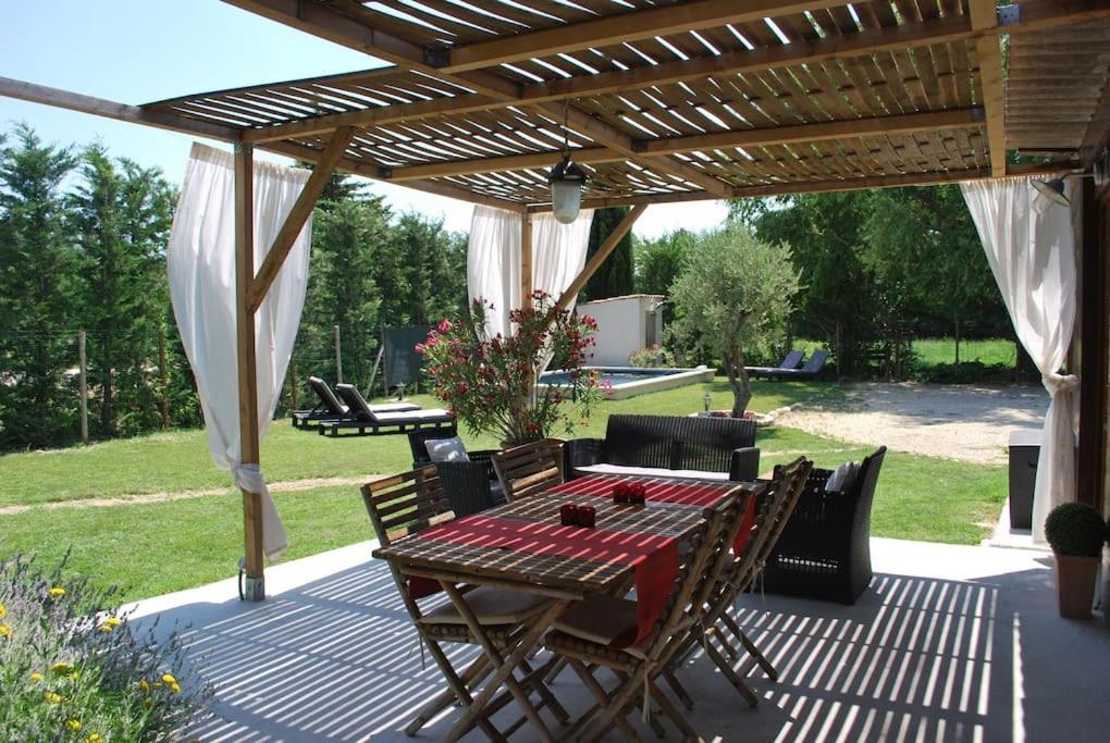 Le Cabanon Tendance Du Luberon Mérindol Zewnętrze zdjęcie