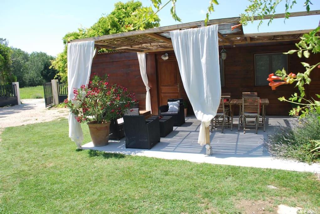 Le Cabanon Tendance Du Luberon Mérindol Zewnętrze zdjęcie